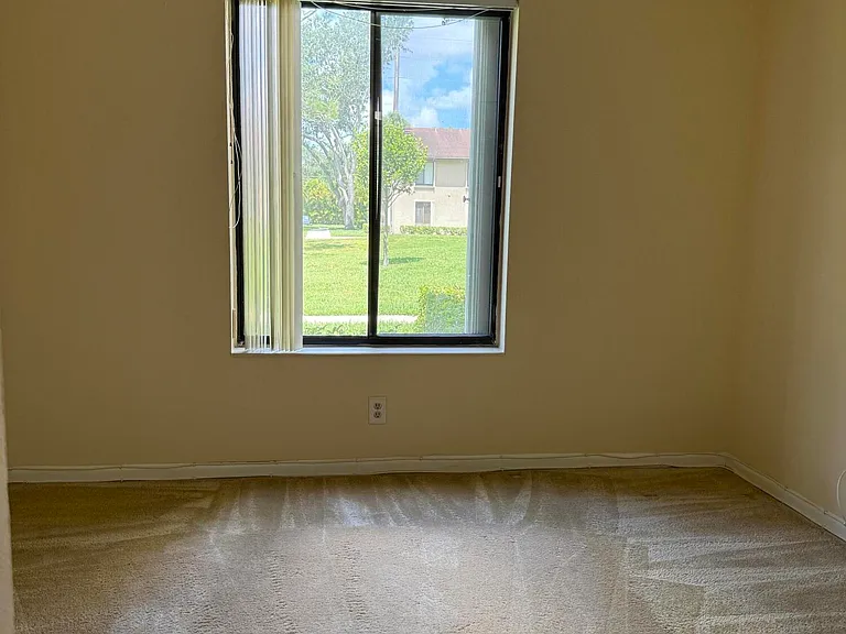 718 Sunny Pine Way #B1 — Photo 6