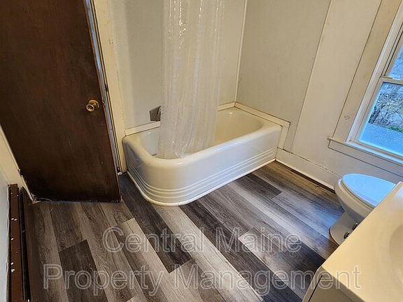 5th image of 60 Spring St #4