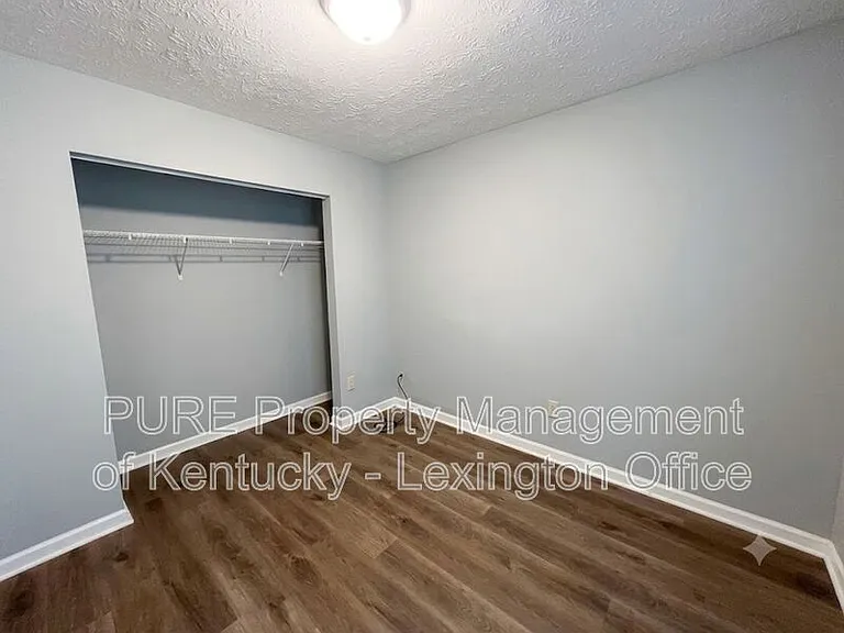1034 Marshall Park Dr — Photo 22