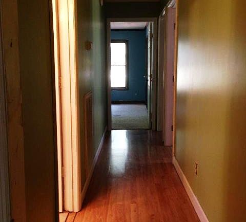 2nd image of 345 Oak Leaf Cir