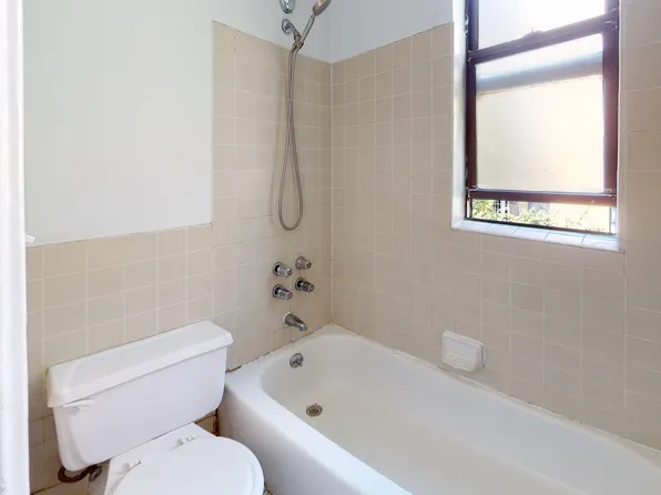 339 East 77th Street image 6 of 7