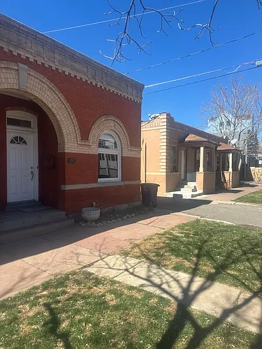 920 33rd St Photo 1