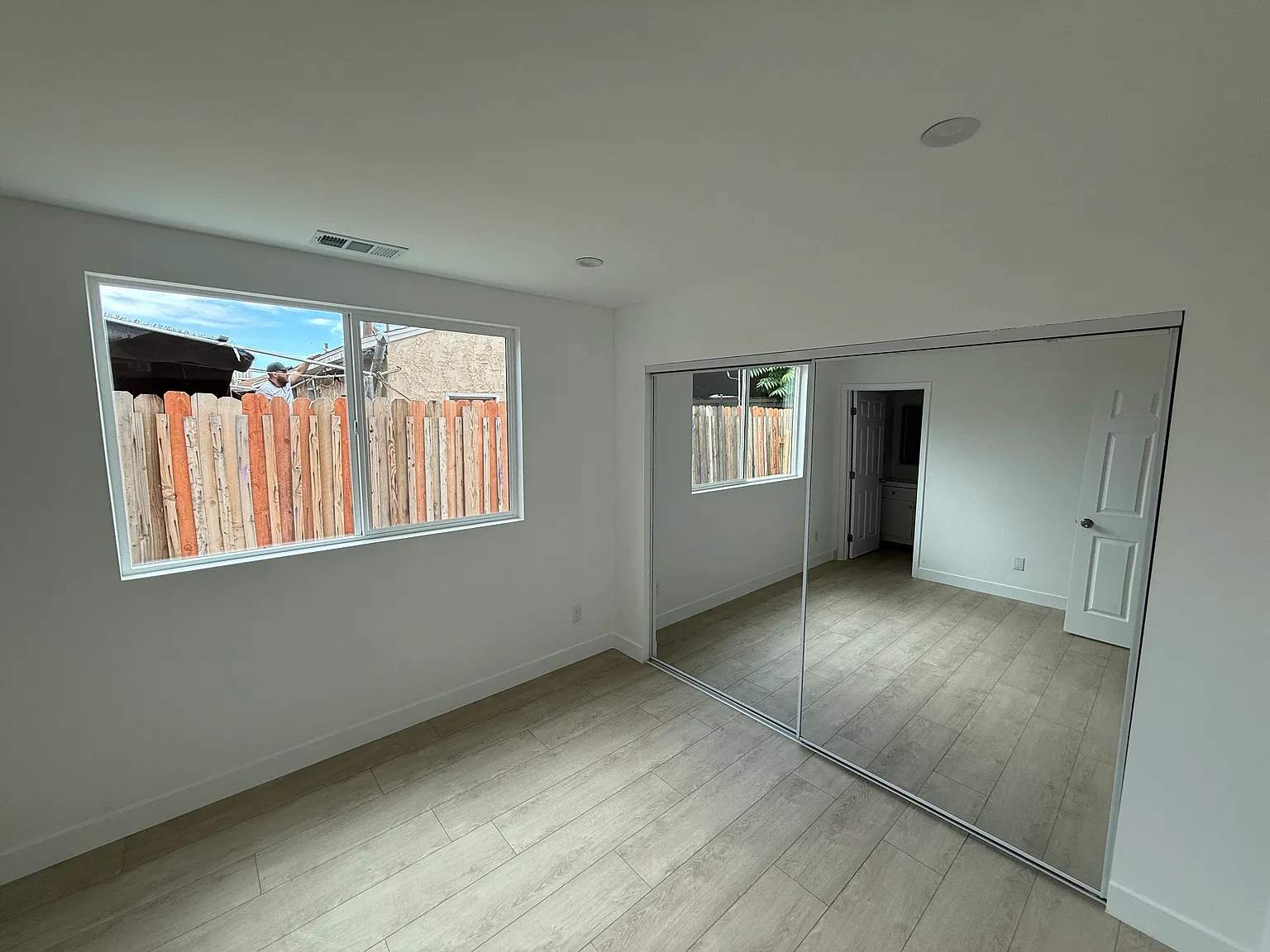 3 bed, $3,500 — Photo 4