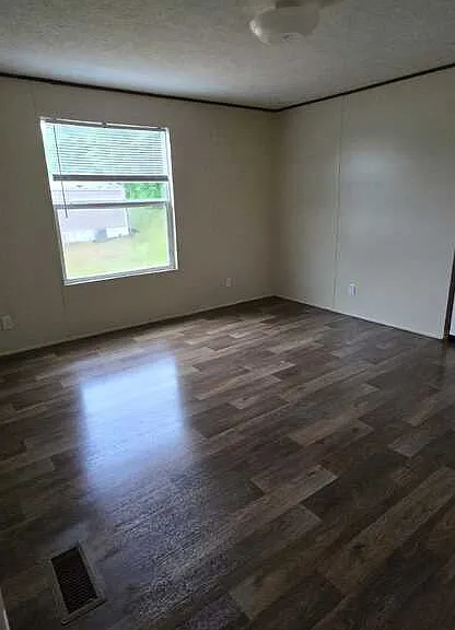 339 Old Tavern Ln #339 — Photo 8