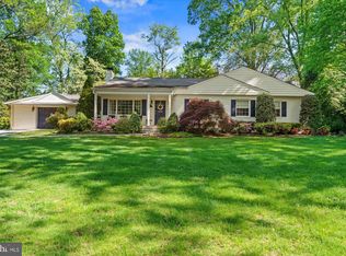 1104 Lyndale Dr, Alexandria, VA 22308