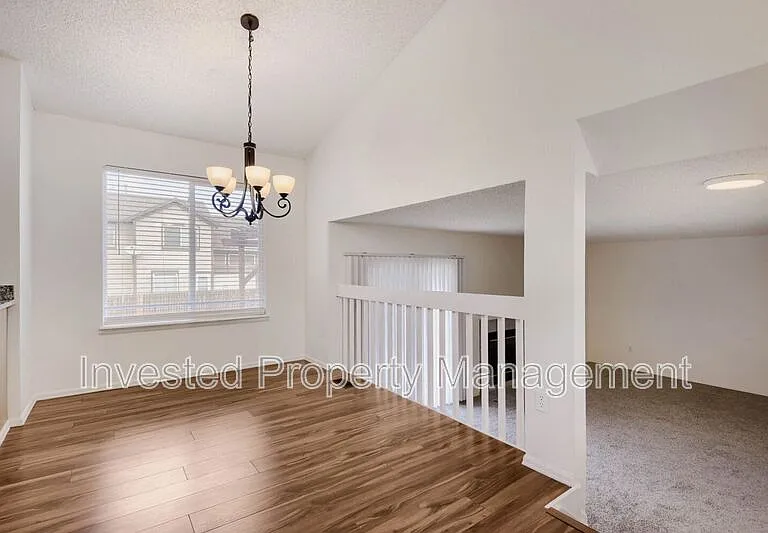 19107 E Bellewood Dr — Photo 3