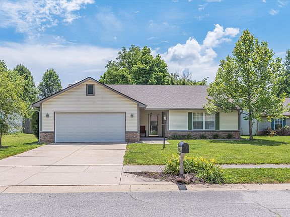 3rd image of 12147 Longstraw Dr