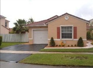 17843 SW 11th St, Pembroke Pines, FL 33029