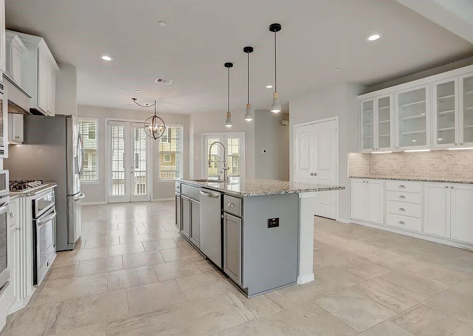 2714 Veranda Fls