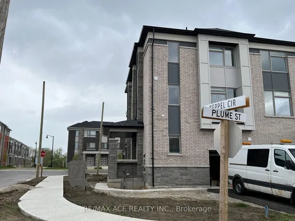 2 Plume St, Brampton, ON