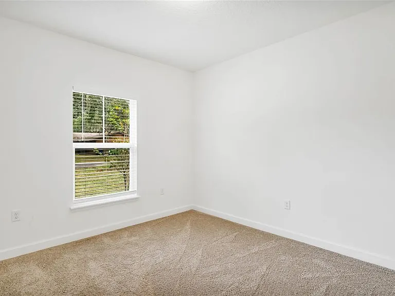 1308 Bond — Photo 12