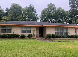 5215 Robinson Dr, Alexandria, LA 71301
