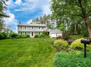 10 Lantern Ln, Duxbury, MA 02332