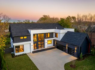 715 Alice Dr, Northbrook, IL 60062