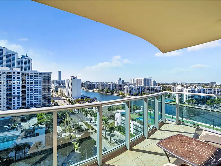 2501 S Ocean Dr #1535-AVAILABLEAUG15 — Photo 16