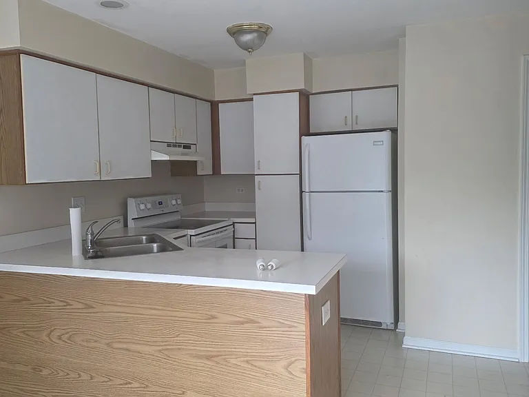 1348 S Lorraine Rd #E — Photo 5