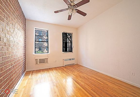 4th image of 220 E 74th St APT 5B