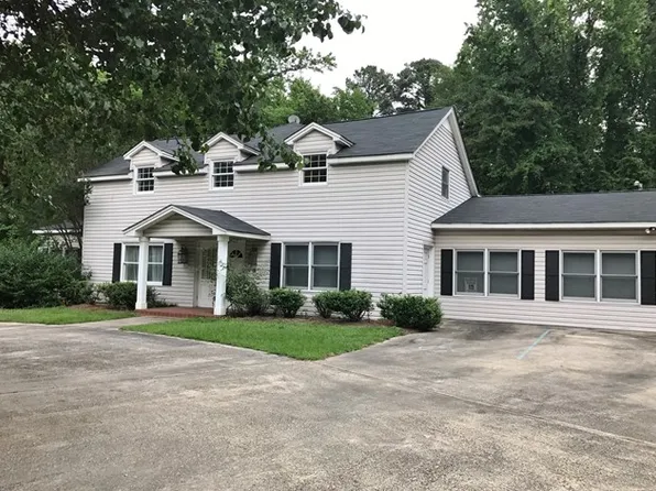 1204 Grace St, Greenwood, SC 29649