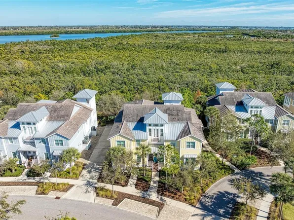 267 Sapphire Lake Dr Unit 202, Bradenton, FL 34209