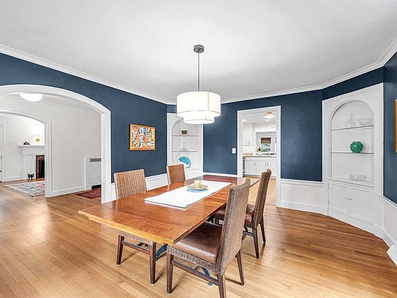 4th image of 28 Brittany Rd