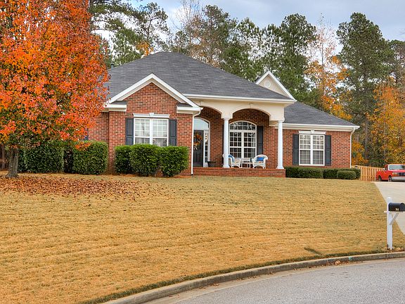 3rd image of 304 Gardenia Dr