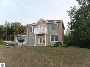 3729 E Arthur Rd, Remus, MI 49340