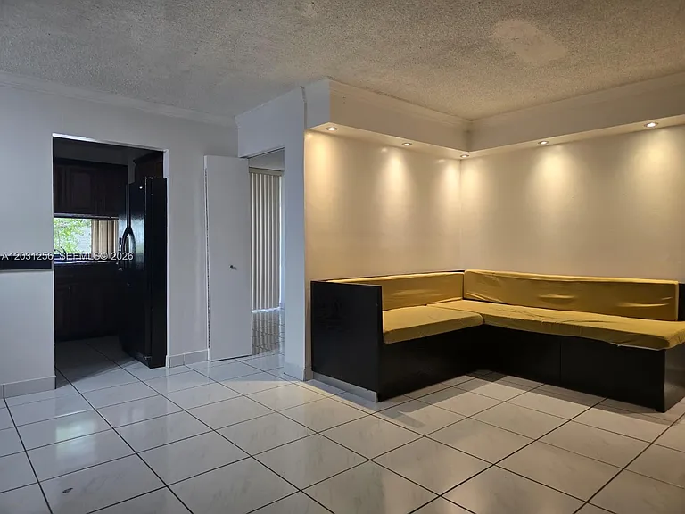 16909 N Bay Rd #321 — Photo 13