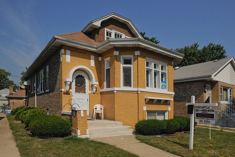 1st image of 3828 Lombard Ave