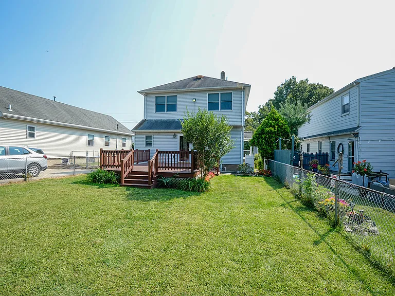 307 Central Ave — Photo 24