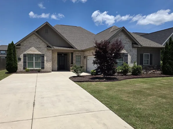 15 Cobbs Cove Way, Huntsville, AL 35803
