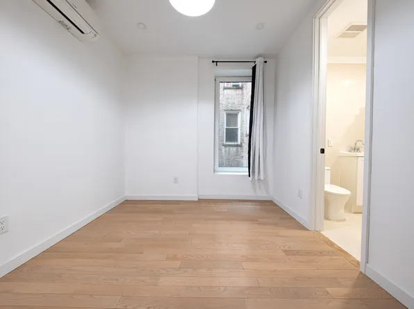 624 East 17th Street image 19 of 28