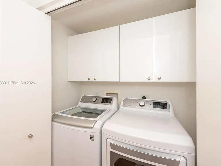 901 Brickell Key Blvd #2006 — Photo 32