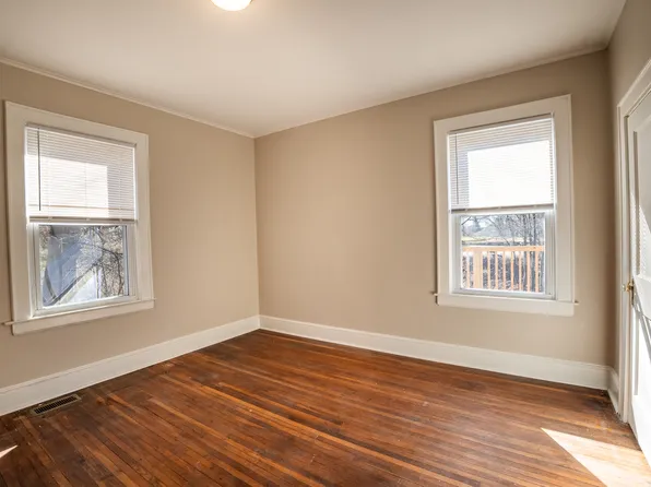 228 Crawford St #B, Beckley, WV 25801