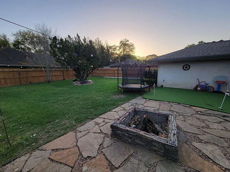 12403 Tottenham Dr — Photo 6