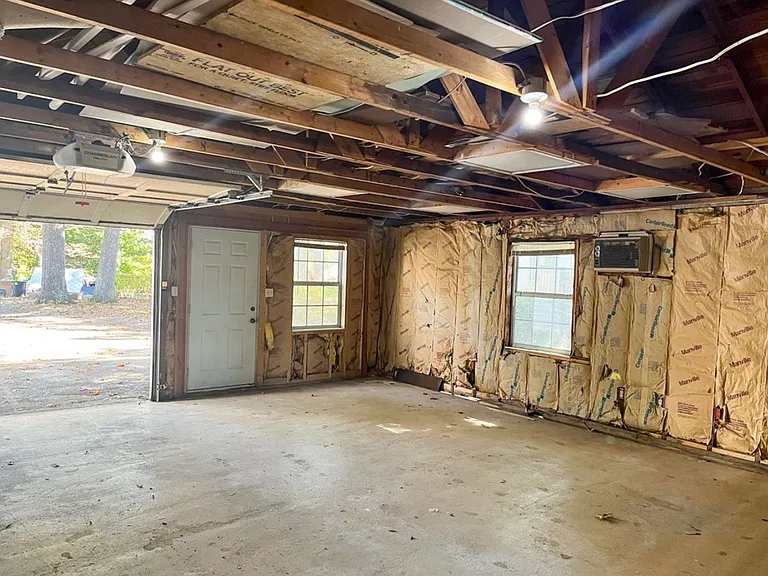 510 Fairlawn Cir — Photo 9