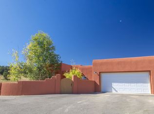 53 Las Colinas Rd, Edgewood, NM 87015