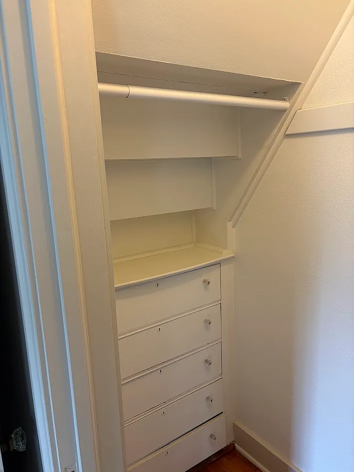 3 bed, 2.5 bath, $749 — Photo 2