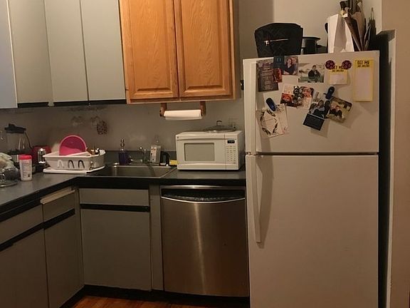 5th image of 205 W 103rd St APT 3B