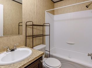 317 White Rd, Frierson, LA 71027