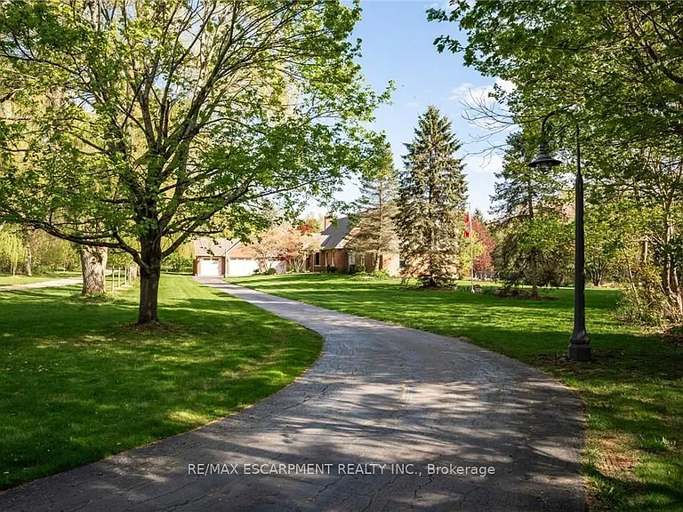 1670 Medad Springs Ct — Photo 33