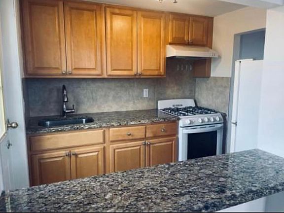 2nd image of 70 Hancock St APT 1