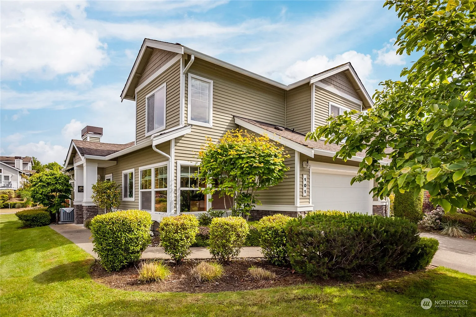 5909 Panorama Drive SE #17101 photo 1