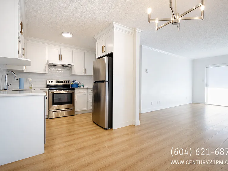 3035 Clearbrook Rd #103 — Photo 3