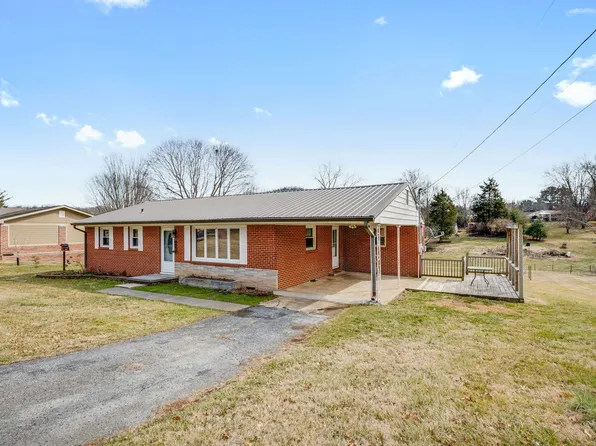 606 Pine Ridge Rd, Johnson City, TN 37601