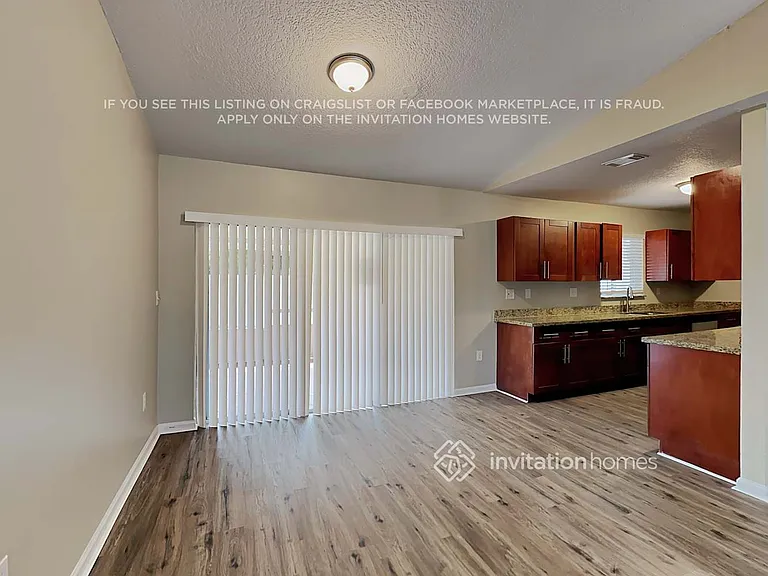 17035 SW 145th Ave — Photo 5