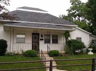 307 N Union St, Winchester, IN 47394