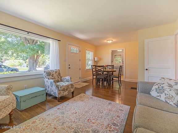 5th image of 1430 Falcon Dr