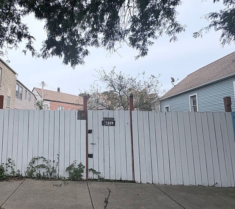 1st image of 4537 S Laflin St