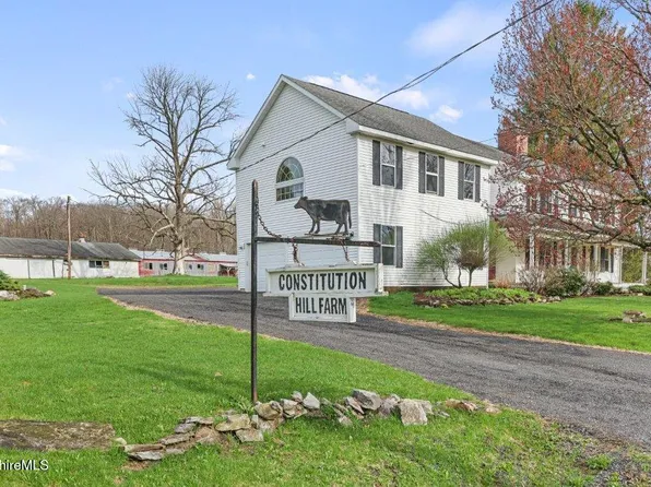 10 Goodell Rd, Lanesborough, MA 01237
