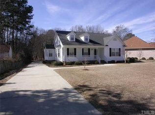 1101 Dixie Dr, Selma, NC 27576